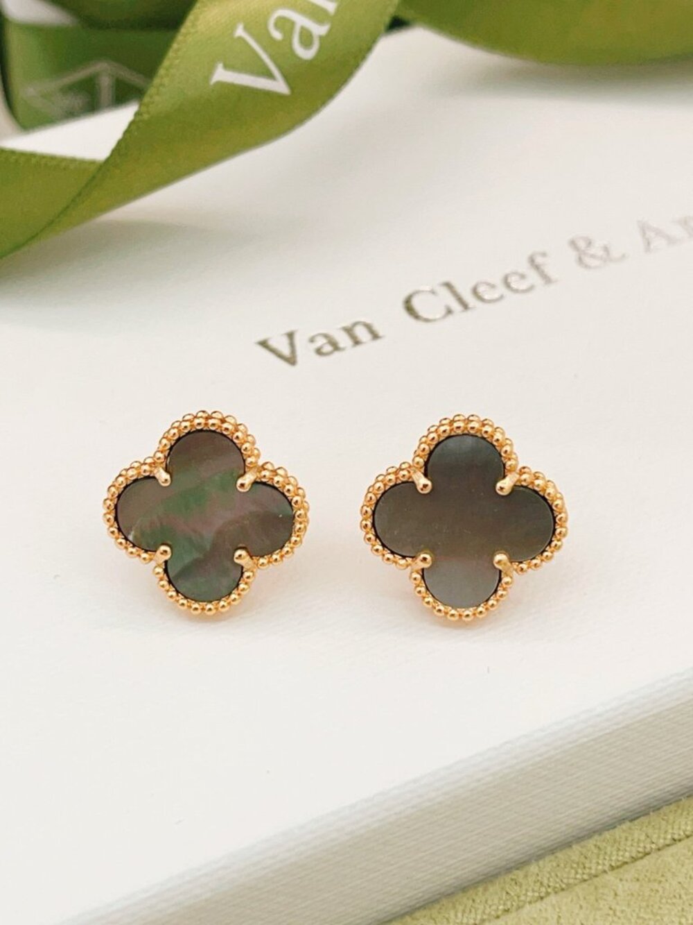 Van Cleef & Arpels ​Earrings